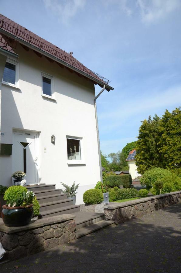 Ferienhaus Luzia Darscheid ภายนอก รูปภาพ